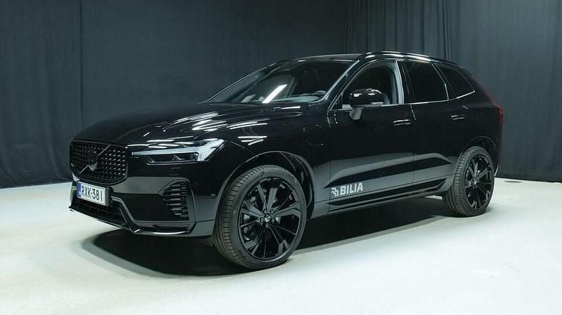 Musta Käytetty 2025 Volvo XC60 Performance Katumaasturi | 65 800 € - Kuva 1/3