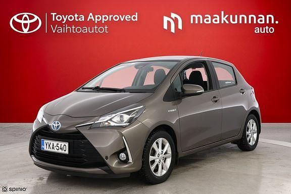 Harmaa Käytetty 2018 Toyota Yaris Active Viistoperä | 14 900 € (Perustarjous) - Kuva 1/3