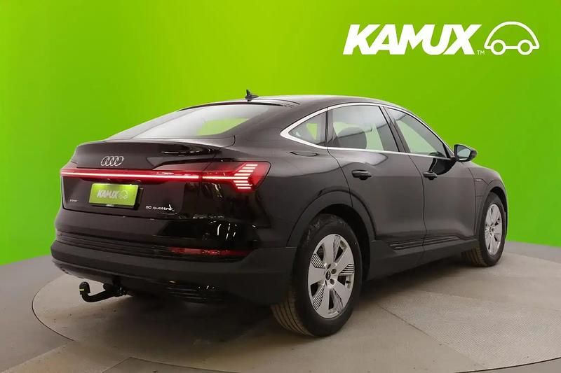 Käytetty Audi e-tron Sportback S-Line 230 kW (313 HP) 2022 Musta Katumaasturi