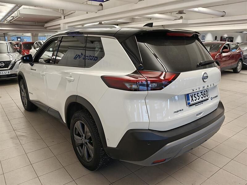Käytetty Nissan X-Trail N-Connecta 214 HP (157 kW) 2025 Valkoinen Katumaasturi