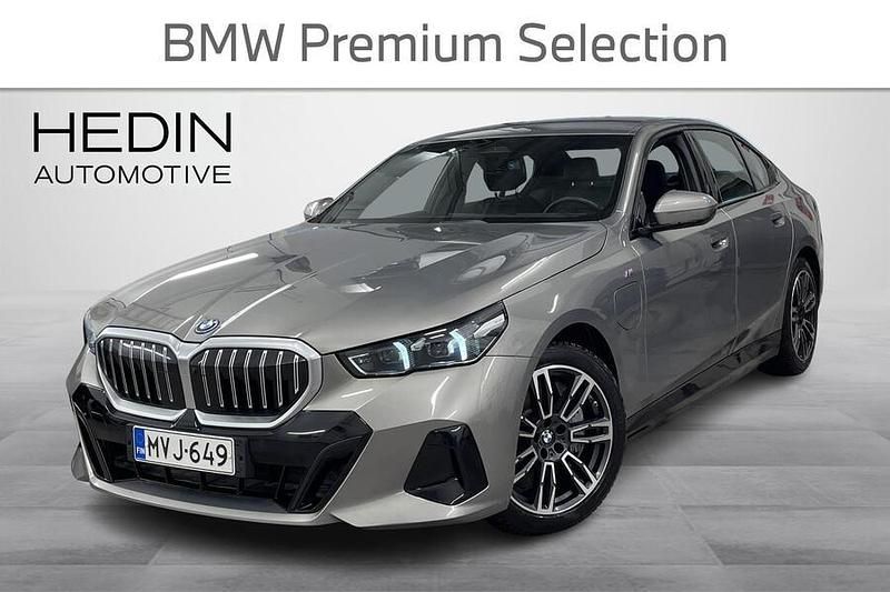 Käytetty BMW 550e M Sport 490 HP (360 kW) 2024 Sedan
