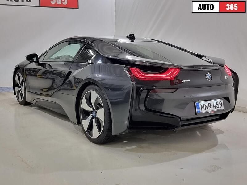 Käytetty BMW i8 Pure Impulse 362 HP (266 kW) 2015 Coupe - kaksiovinen