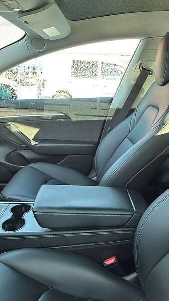 Käytetty Tesla Model 3 258 kW (351 HP) 2023 Sedan