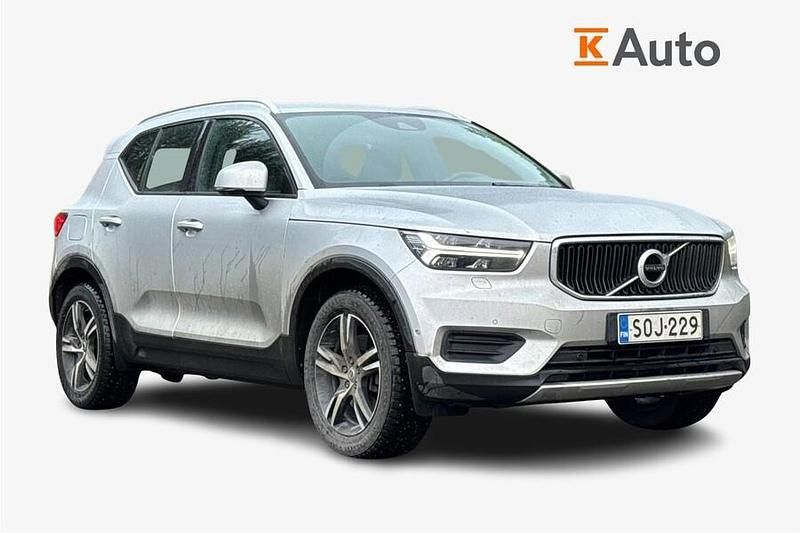 Käytetty 2018 Volvo XC40 Momentum Katumaasturi | 31 900 € (Perustarjous) - Kuva 1/3