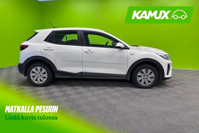 Käytetty Kia Stonic LX 83 HP (61 kW) 2018 Valkoinen Katumaasturi