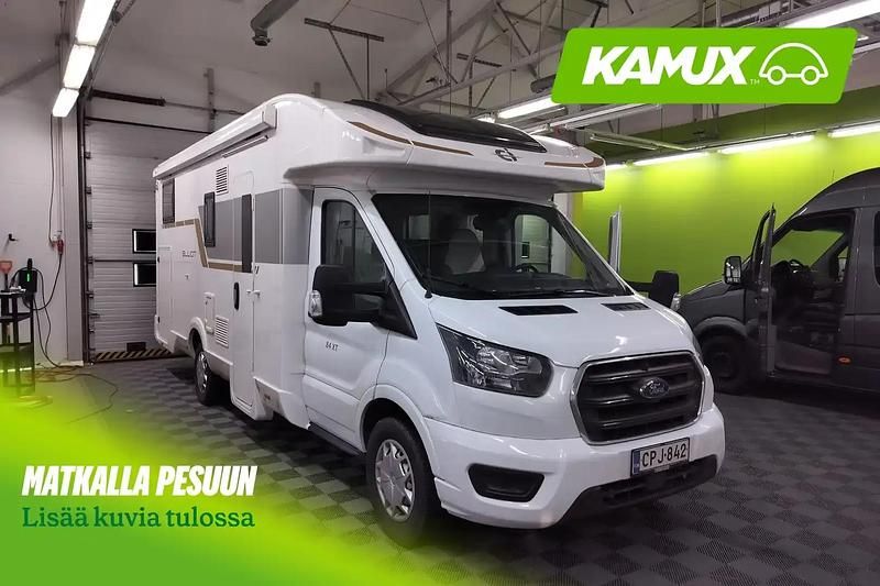 Käytetty Ford Transit 170 HP (125 kW) 2021 Valkoinen Viistoperä