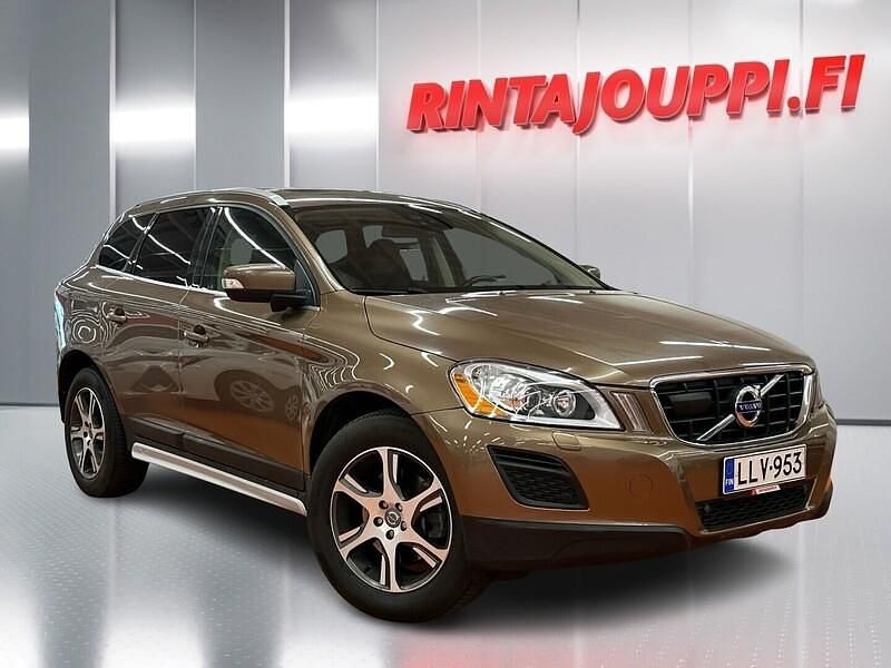 Käytetty 2013 Volvo XC60 Summum Katumaasturi | 18 200 € (Perustarjous) - Kuva 1/2