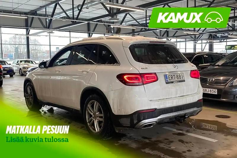 Käytetty Mercedes GLC200 Business 163 HP (119 kW) 2019 Valkoinen Katumaasturi