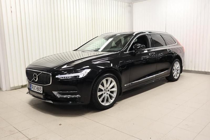 Musta Käytetty 2019 Volvo V90 Business Edition Farmari | 26 900 € (Perustarjous) - Kuva 1/4