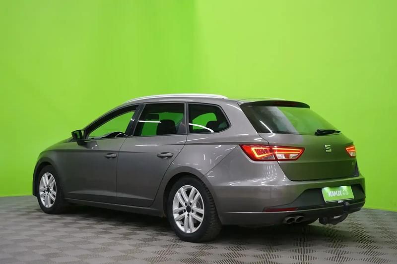 Käytetty Seat Leon ST FR 179 HP (131 kW) 2014 Hopea / harmaa Farmari