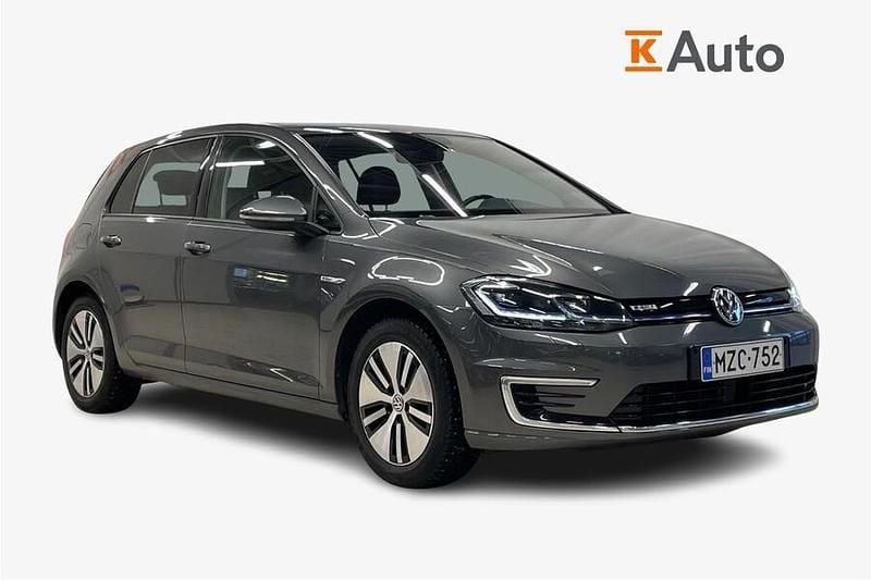 Käytetty VW e-Golf 100 kW (136 HP) 2019 Harmaa Viistoperä