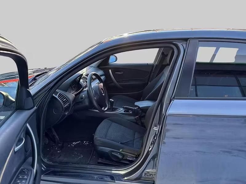 Käytetty BMW 118 2008 Viistoperä