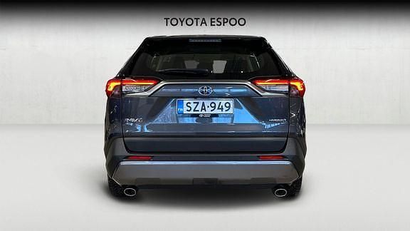 Käytetty Toyota RAV4 Active 176 HP (129 kW) 2021 Harmaa Katumaasturi