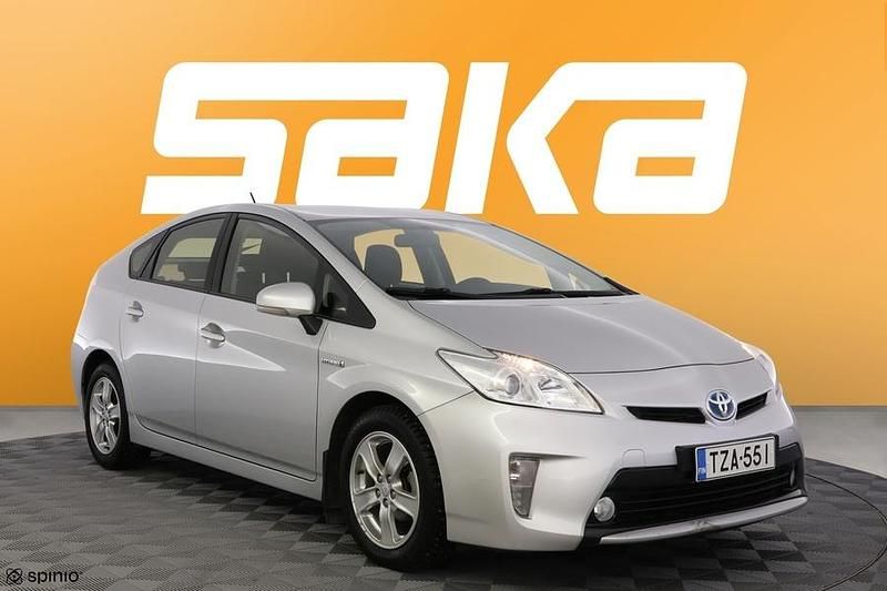 Käytetty 2013 Toyota Prius Viistoperä | 11 800 € (Perustarjous) - Kuva 1/3