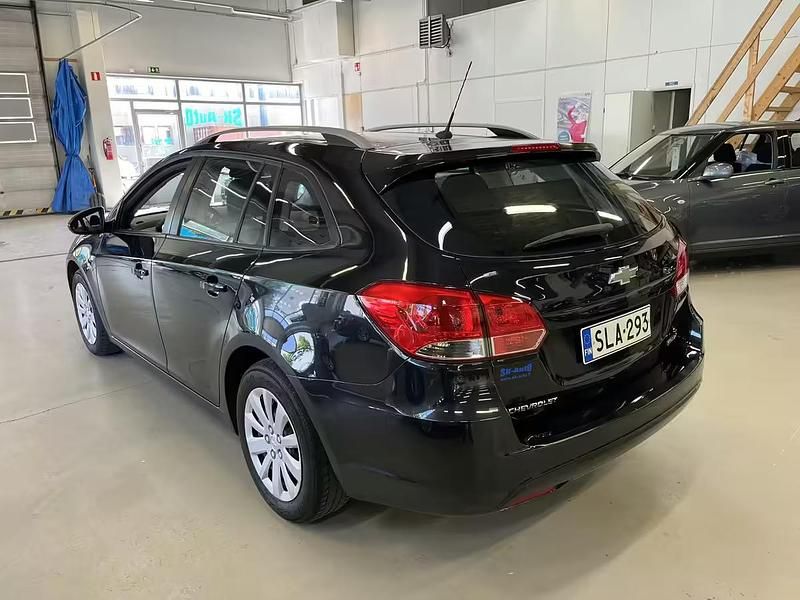 Käytetty Chevrolet Cruze LS 124 HP (91 kW) 2013 Farmari