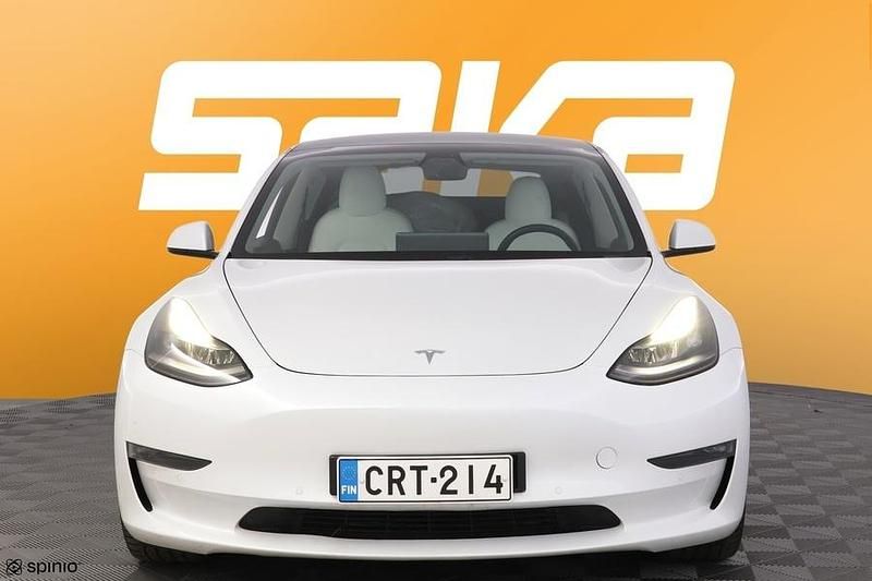Käytetty Tesla Model 3 258 kW (351 HP) 2021 Sedan