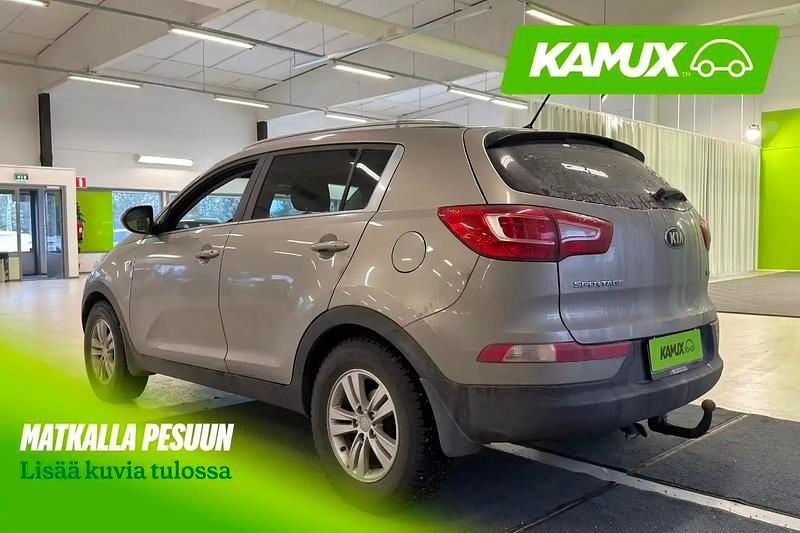 Käytetty Kia Sportage LX 135 HP (99 kW) 2013 Hopea / harmaa Katumaasturi