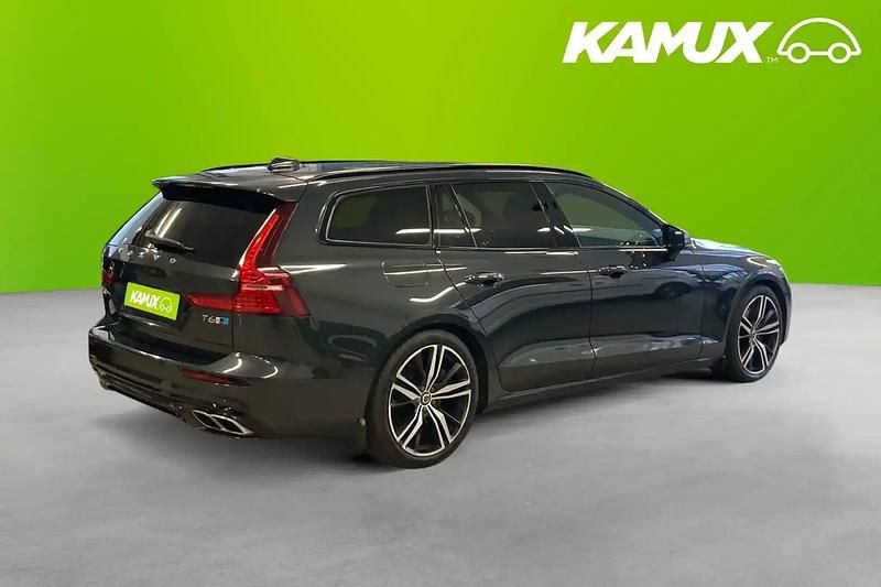 Käytetty Volvo V60 R-Design 326 HP (239 kW) 2018 Hopea / harmaa Farmari