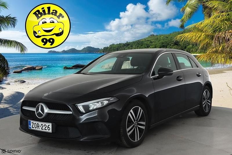 Käytetty 2022 Mercedes A180 Edition Viistoperä | 24 960 € (Perustarjous) - Kuva 1/4
