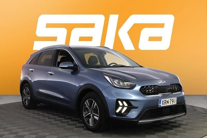 Käytetty Kia Niro Platinum 140 HP (102 kW) 2022 Katumaasturi
