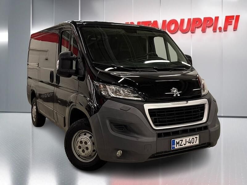 Käytetty Peugeot Boxer 131 HP (96 kW) 2015 Van