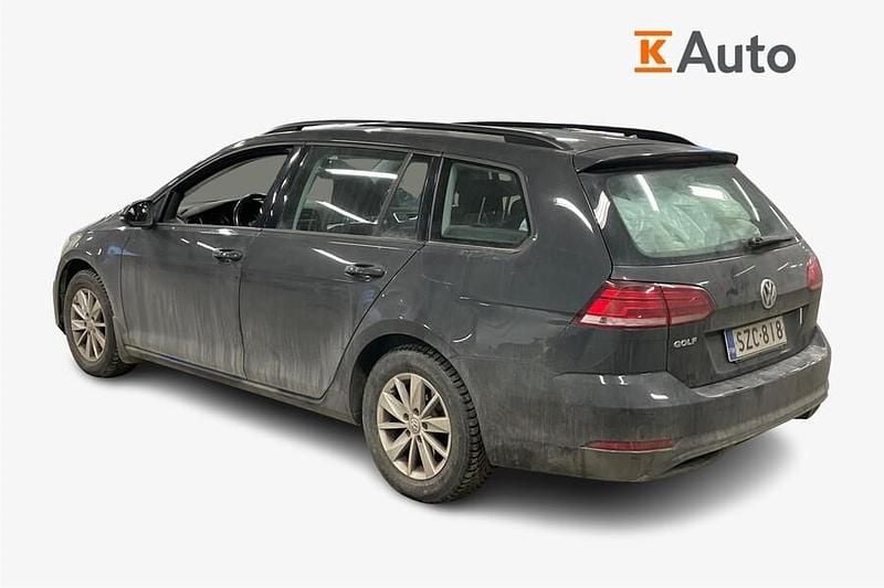 Käytetty VW Golf VII Trendline 116 HP (85 kW) 2020 Harmaa Farmari