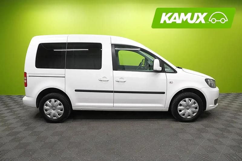 Käytetty VW Caddy Trendline 105 HP (77 kW) 2013 Valkoinen Tila-auto