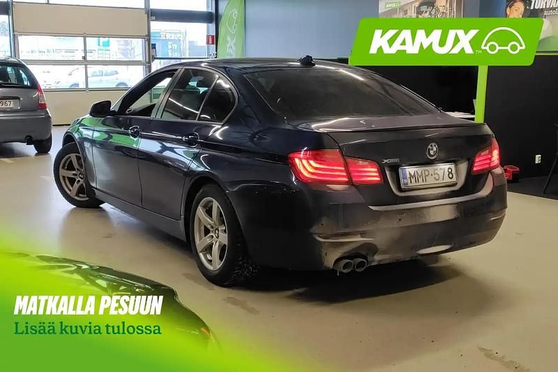 Käytetty BMW 520 Exclusive 190 HP (139 kW) 2016 Sininen Sedan