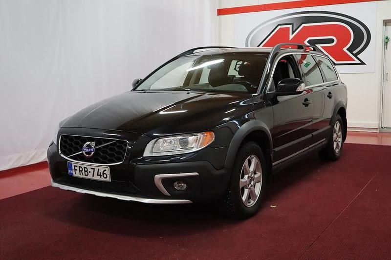 Käytetty Volvo XC70 Summum 181 HP (133 kW) 2014 Farmari
