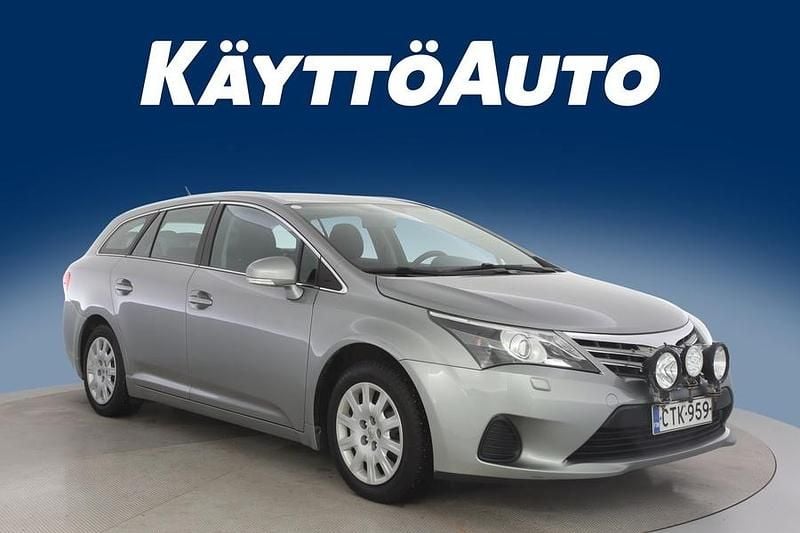 Käytetty Toyota Avensis Edition 132 HP (97 kW) 2015 Harmaa Farmari