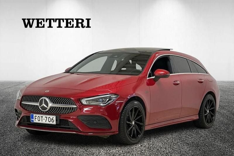 Käytetty Mercedes CLA250e Business 160 HP (117 kW) 2020 Punainen Sedan