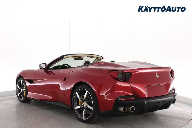 Käytetty Ferrari Portofino 843 HP (620 kW) 2024 Punainen Avoauto