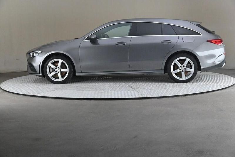 Käytetty Mercedes CLA250e Business 218 HP (160 kW) 2022 Sedan