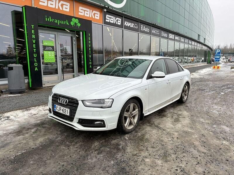 Käytetty Audi A4 Business 170 HP (125 kW) 2013 Sedan