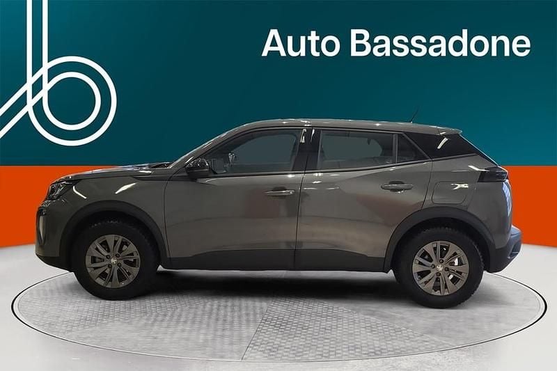 Käytetty Peugeot 2008 Active 131 HP (96 kW) 2024 Katumaasturi