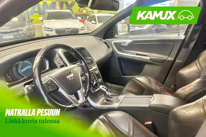 Käytetty Volvo XC60 Summum 181 HP (133 kW) 2013 Hopea / harmaa Katumaasturi