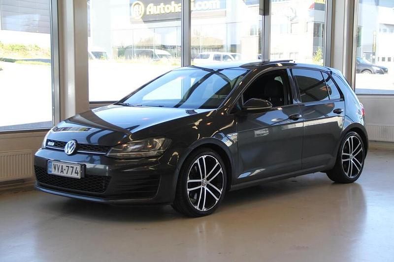 Käytetty VW Golf VII GTD 184 HP (135 kW) 2013 Harmaa Viistoperä