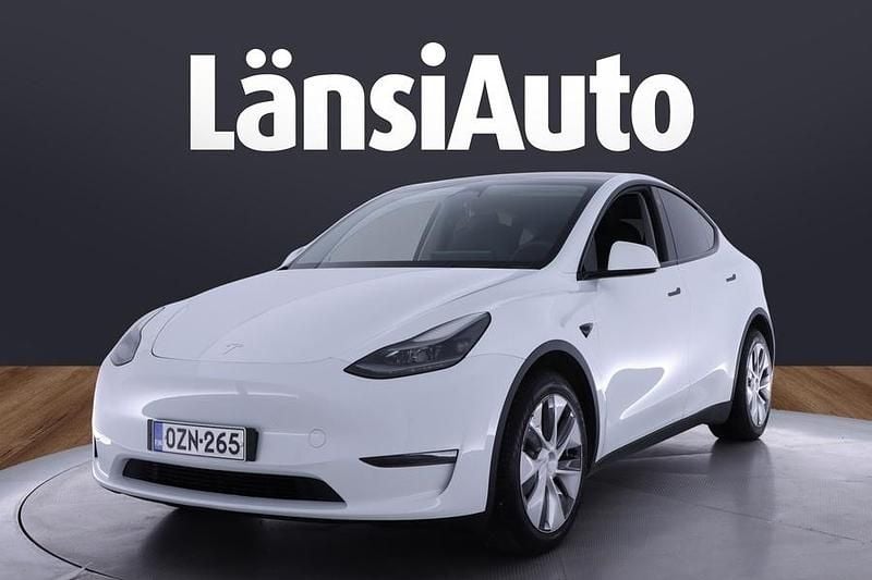 Käytetty Tesla Model Y 258 kW (351 HP) 2022 Katumaasturi