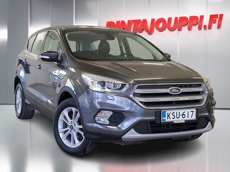 Käytetty Ford Kuga Titanium 150 HP (110 kW) 2018 Harmaa Katumaasturi