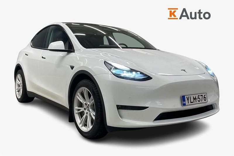 Käytetty 2021 Tesla Model Y Katumaasturi | 31 900 € (Perustarjous) - Kuva 1/3