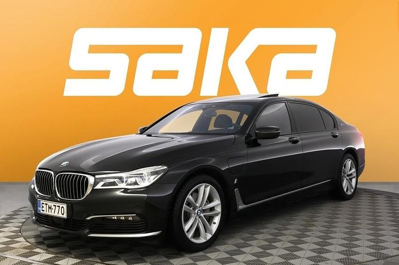 Käytetty BMW 740 Exclusive 326 HP (239 kW) 2019 Sedan