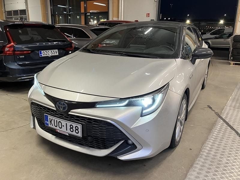 Käytetty 2021 Toyota Corolla Premium Viistoperä | 25 490 € (Perustarjous) - Kuva 1/3