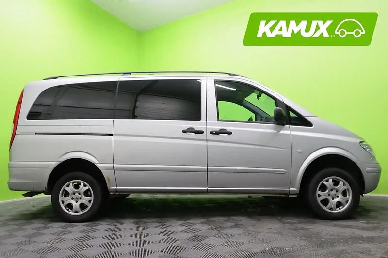 Käytetty Mercedes Vito 150 HP (110 kW) 2009 Hopea / harmaa Van