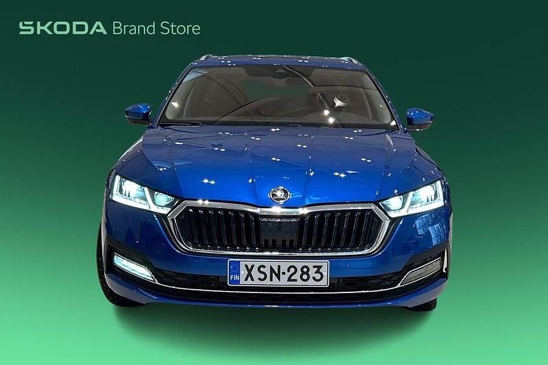 Käytetty Skoda Octavia Style 204 HP (150 kW) 2024 Farmari