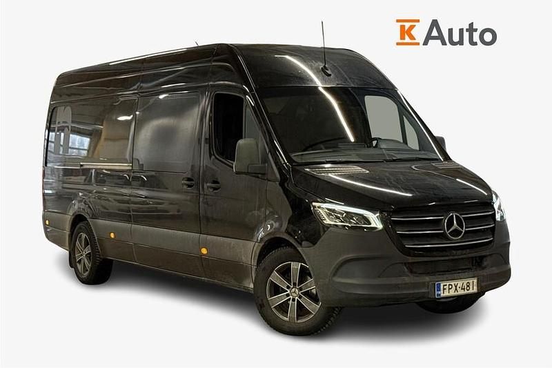 Käytetty Mercedes Sprinter 170 HP (125 kW) 2021 Musta Van