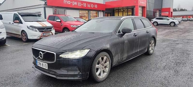 Musta Käytetty 2020 Volvo V90 Momentum Farmari | 20 900 € (Perustarjous) - Kuva 1/3