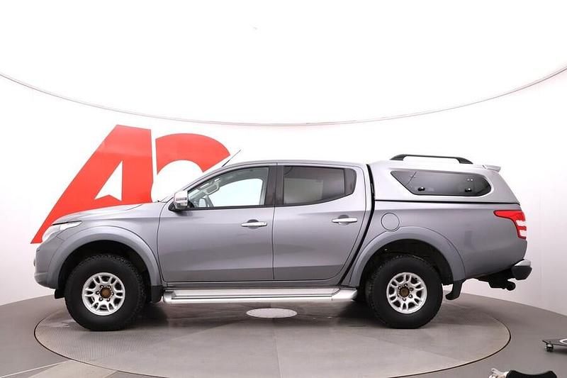 Käytetty Mitsubishi L200 181 HP (133 kW) 2018 Harmaa Nouto