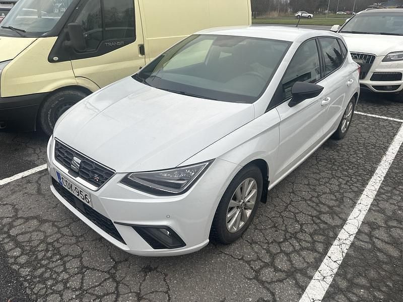 Valkoinen Käytetty 2020 Seat Ibiza FR Viistoperä | 14 490 € (Perustarjous) - Kuva 1/3