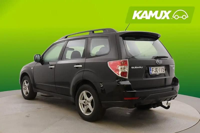 Käytetty Subaru Forester 147 HP (108 kW) 2009 Musta Katumaasturi