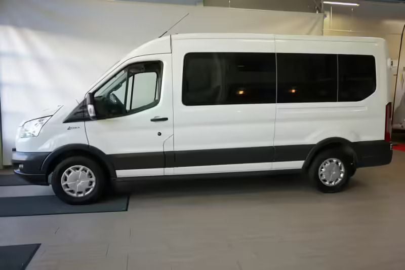 Valkoinen Käytetty 2019 Ford Transit Trend Tila-auto | 35 900 € - Kuva 1/4